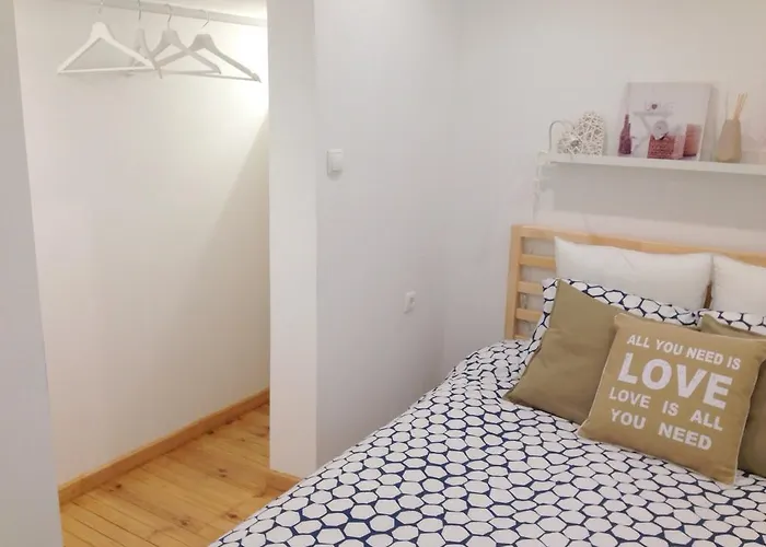 Διαμέρισμα Bairro Alto - Bica 1 *