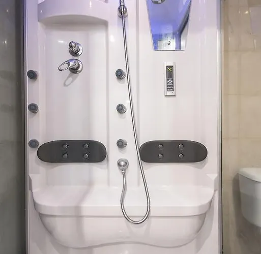 Διαμέρισμα Bairro Alto - Bica 1 *