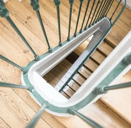 Διαμέρισμα Bairro Alto - Bica 1 *